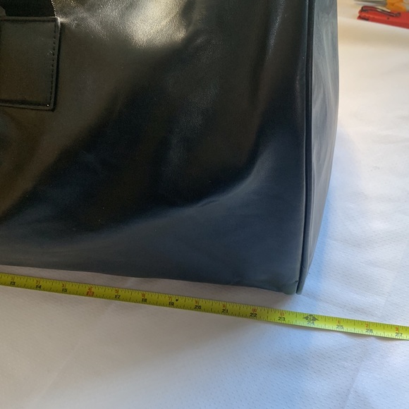 Versace Perfums Faux Leather Duffle Bag Gym Bag - Picture 4 of 8